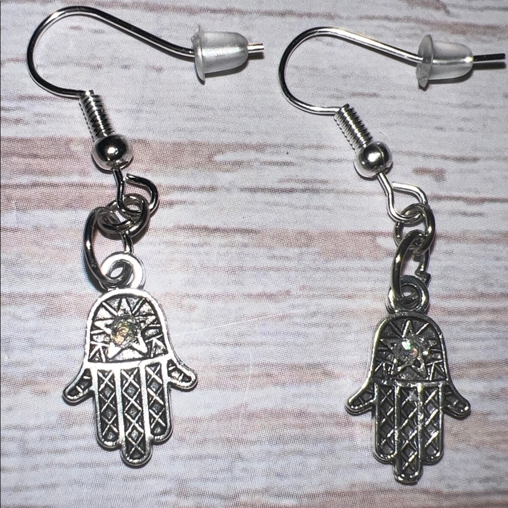 NWT Silvery Hamsa Hand Earrings with a Rhinestone on each one